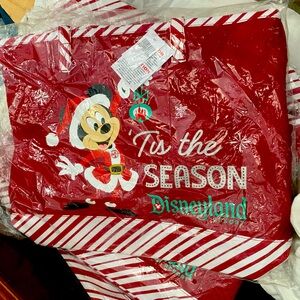 NWT! Disneyland Mickey Mouse “Tis the Season” Christmas  Tote Bag